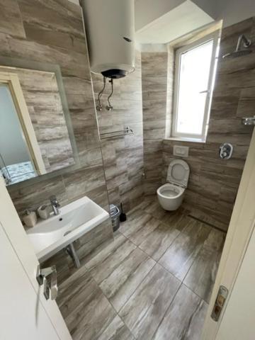 New Bazaar Rooms 티라나 외부 사진